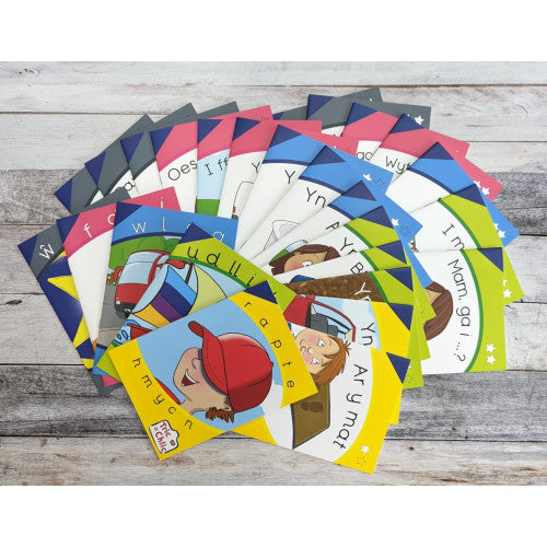 Tric a Chlic Step 1 - Set of Books (English medium schools version)